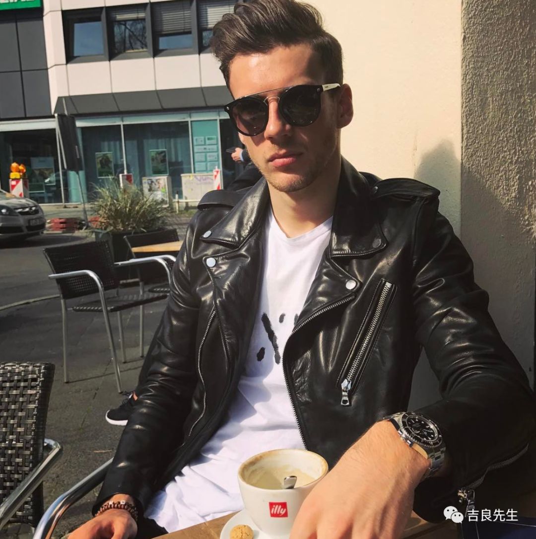 交给国家两年 小哭包爆改硬汉型男小哭包蜕变硬汉型男，两年交给国家的成长之路